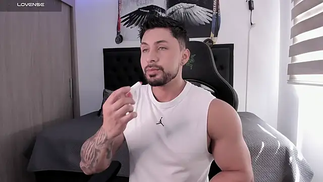 santi aesthetic online show from January 2026 04:36:02 PM