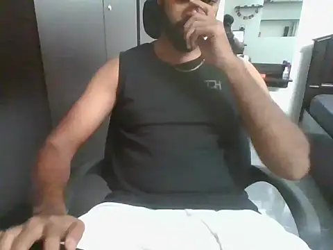 Snapshot of Periyakunji69 chatting on January 2026 03:57:02 AM Periyakunji69 online show from January 2026 03:57:02 AM