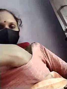 Snapshot of Soniy-Maax chatting on September 2025 08:04:02 AM Soniy-Maax online show from September 2025 08:04:02 AM