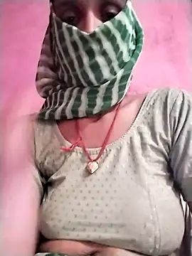 Snapshot of Soniy-Maax chatting on March 2026 08:00:02 AM Soniy-Maax online show from March 2026 08:00:02 AM