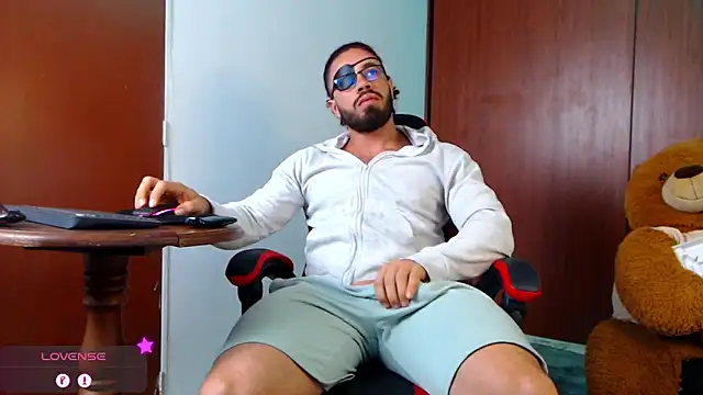 Snapshot of pirata_fitness chatting on September 2025 09:58:02 AM pirata fitness online show from September 2025 09:58:02 AM