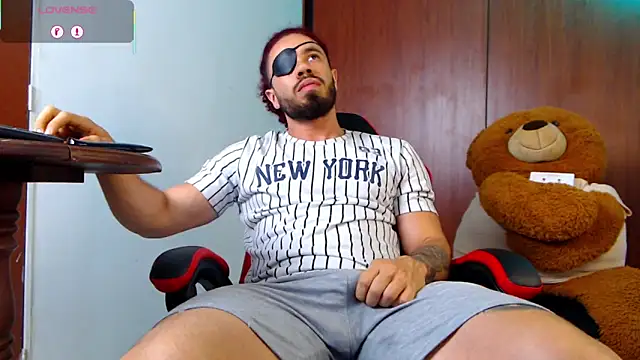 Snapshot of pirata_fitness chatting on September 2025 07:13:02 PM pirata fitness online show from September 2025 07:13:02 PM