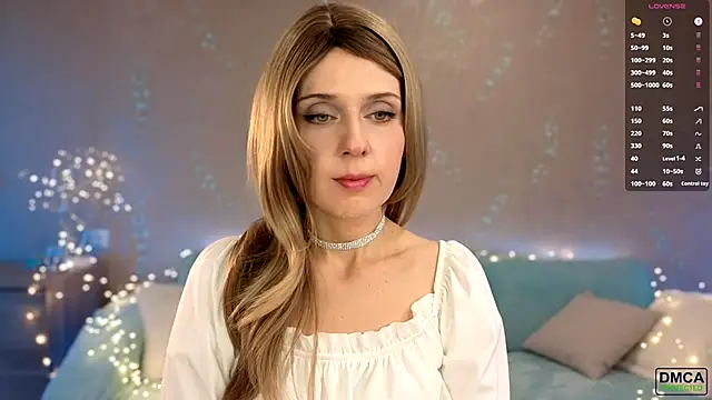 mis seductive online show from November 2025 01:37:02 PM