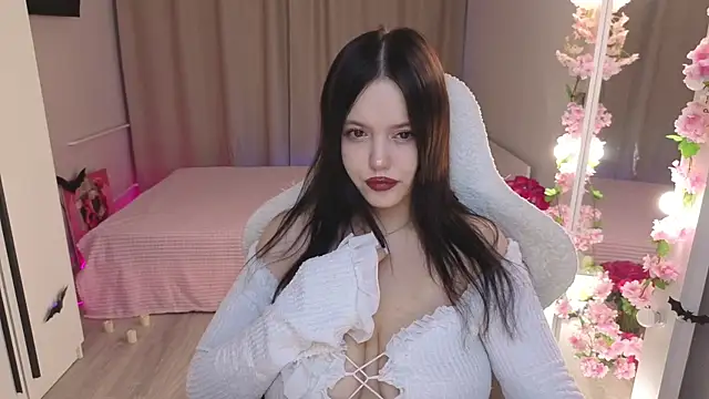 Betty  Davvis online show from October 2025 01:01:02 PM