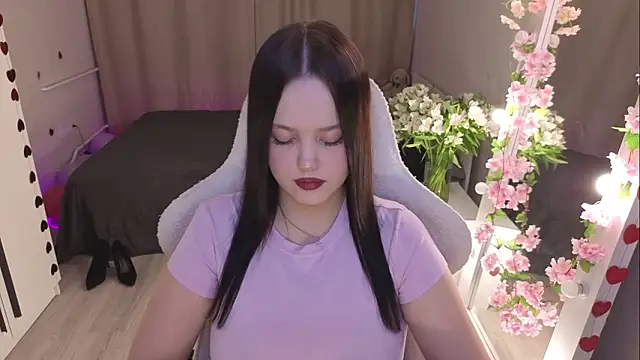 Betty  Davvis online show from February 2026 02:14:01 PM