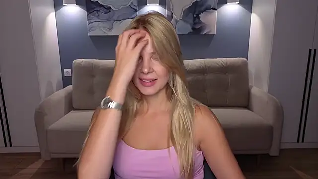 Snapshot of MelanieBennett chatting on September 2025 06:06:02 AM MelanieBennett online show from September 2025 06:06:02 AM