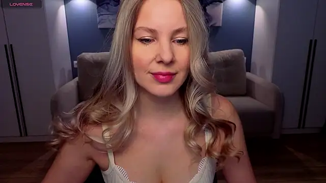 MelanieBennett online show from April 2026 06:10:01 AM