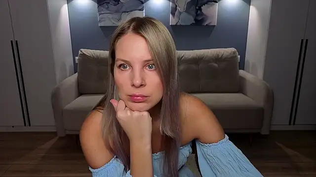 MelanieBennett online show from December 2025 06:14:02 AM