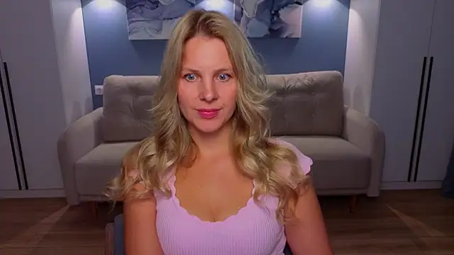 MelanieBennett online show from July 2026 08:13:01 AM