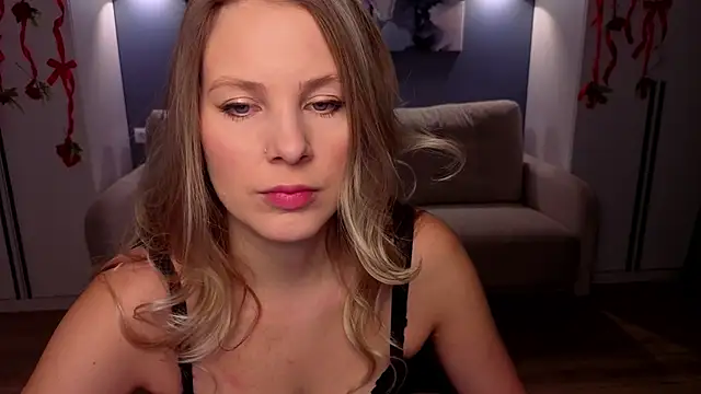 MelanieBennett online show from February 2026 06:14:01 AM