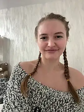 TesssaHart online show from March 2026 09:00:01 PM