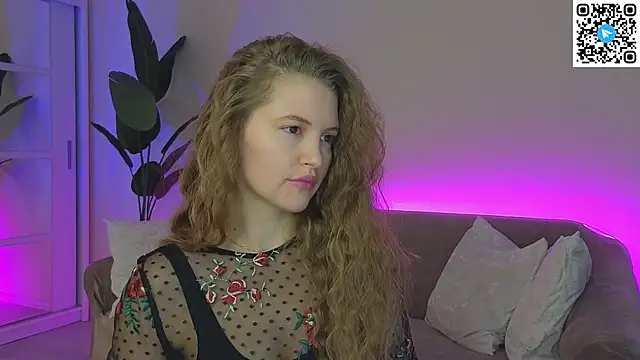 TesssaHart online show from October 2025 01:45:02 PM