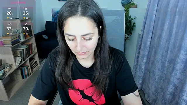 ValeriiMills online show from June 2026 03:57:01 PM