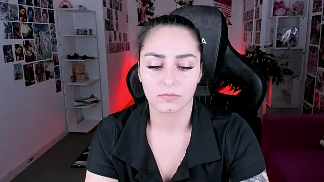 ValeriiMills online show from January 2026 02:42:01 PM