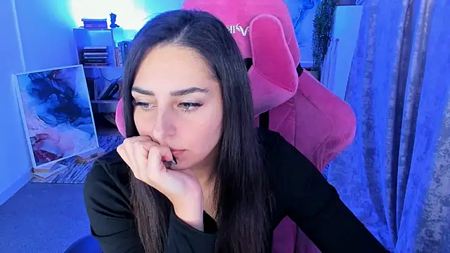 ValeriiMills online show from October 2025 02:40:01 PM