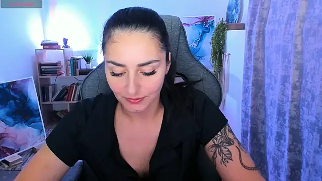 ValeriiMills online show from September 2025 02:55:01 PM