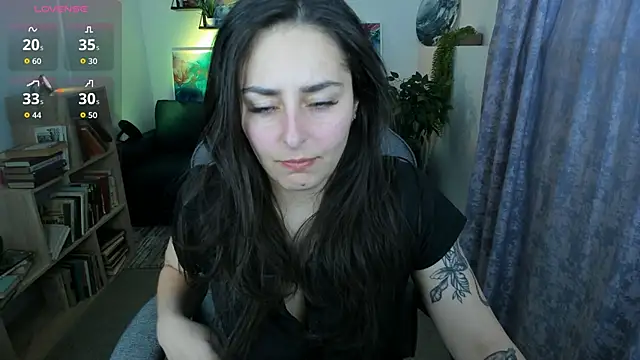 ValeriiMills online show from April 2026 03:10:02 PM