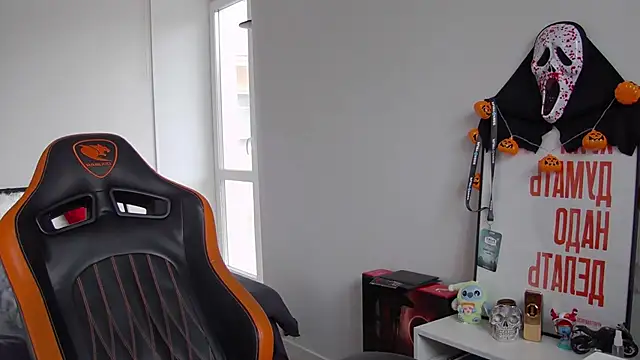 DanyDavis online show from November 2025 07:57:02 AM