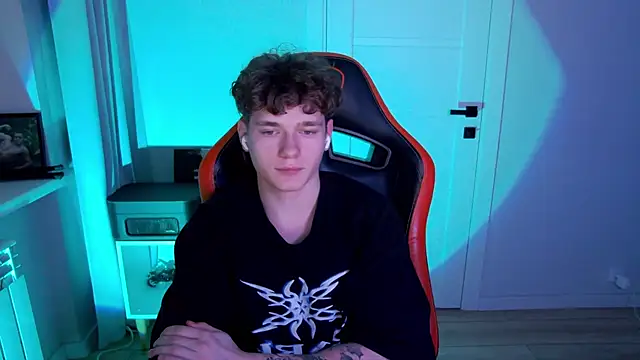 DanyDavis online show from January 2026 01:37:02 PM