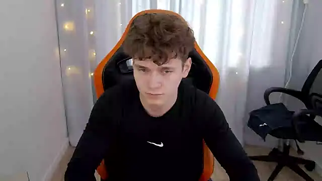 DanyDavis online show from April 2026 08:54:01 AM