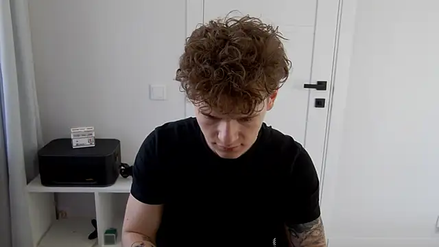 DanyDavis online show from April 2026 09:27:02 AM