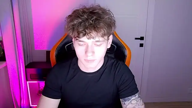 DanyDavis online show from January 2026 01:40:01 PM