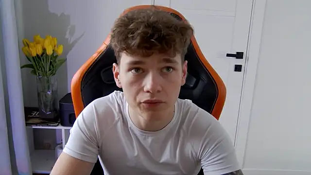 DanyDavis online show from March 2026 12:10:01 PM