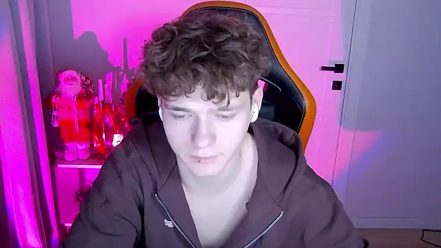 DanyDavis online show from January 2026 02:33:01 PM