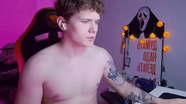 DanyDavis online show from November 2025 09:31:01 PM