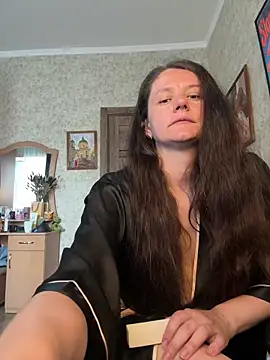 Snapshot of MariannaSida chatting on May 2026 12:37:02 PM MariannaSida online show from May 2026 12:37:02 PM