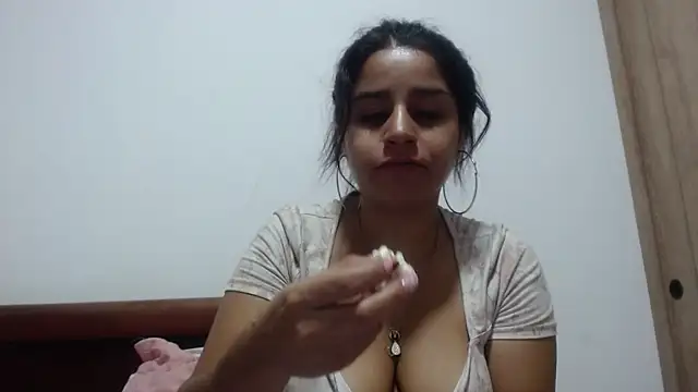 MeliSweet online show from April 2026 05:23:01 AM