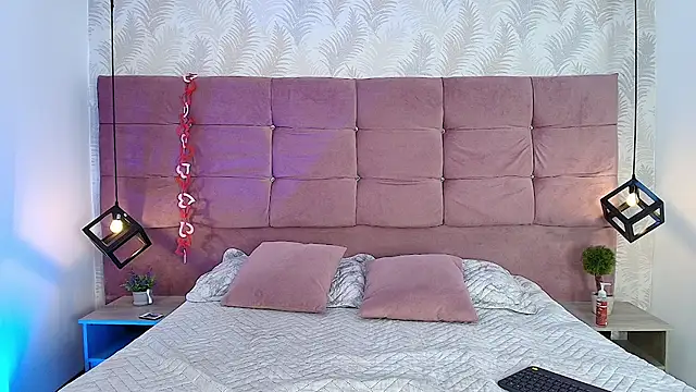 Jenna-Mitchell online show from November 2025 03:44:01 AM