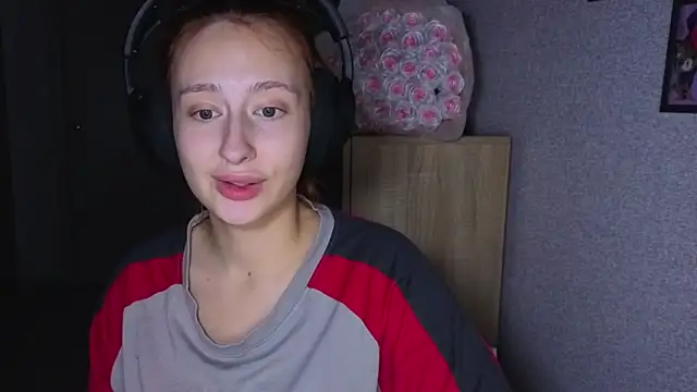 Snapshot of kristi_ginger chatting on September 2025 01:50:02 AM kristi ginger online show from September 2025 01:50:02 AM