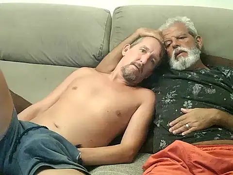 Snapshot of CasalcwBR chatting on April 2026 01:18:01 AM CasalcwBR online show from April 2026 01:18:01 AM