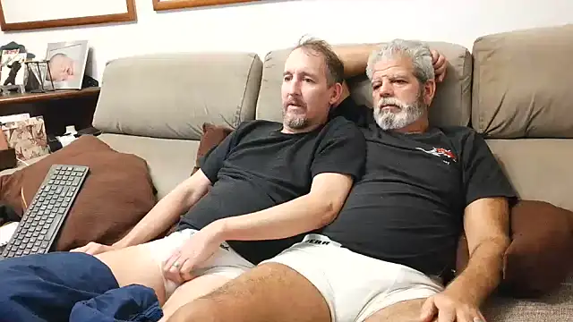 Snapshot of CasalcwBR chatting on June 2026 03:03:02 AM CasalcwBR online show from June 2026 03:03:02 AM