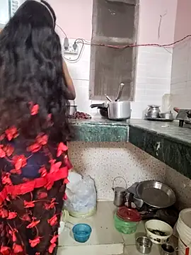 Snapshot of Desi_Bhabi_01 chatting on December 2025 04:44:02 AM Desi Bhabi 01 online show from December 2025 04:44:02 AM