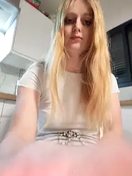 tuny x online show from April 2026 04:16:02 AM