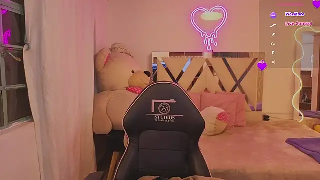 saaya tay online show from February 2026 03:06:01 AM