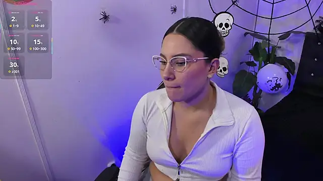 saaya tay online show from October 2025 03:06:02 AM