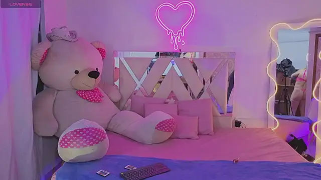 saaya tay online show from February 2026 04:01:01 AM