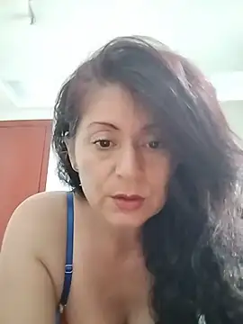 lunadicty online show from June 2026 09:41:02 PM