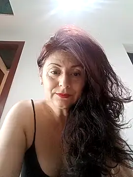 lunadicty online show from October 2025 11:50:02 PM