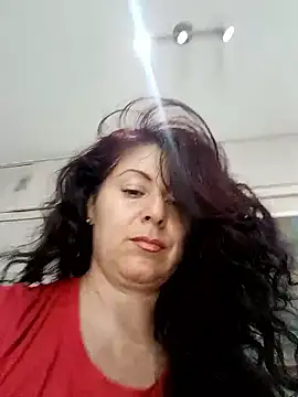 lunadicty online show from April 2026 04:33:02 PM