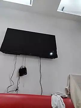 lunadicty online show from June 2026 08:14:02 PM