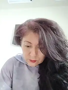 lunadicty online show from July 2026 10:29:02 PM