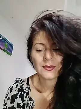 lunadicty online show from June 2026 04:39:01 AM