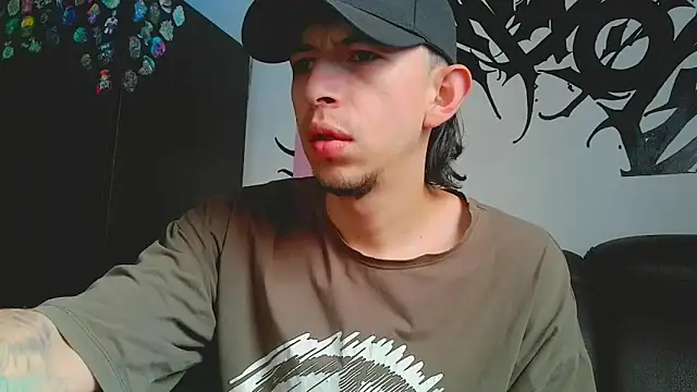 Snapshot of Chris__Jones chatting on June 2026 03:06:02 PM Chris Jones online show from June 2026 03:06:02 PM