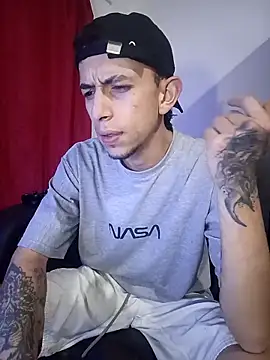 Snapshot of Chris__Jones chatting on October 2025 04:06:01 AM Chris Jones online show from October 2025 04:06:01 AM