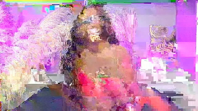 Snapshot of RachelStonne chatting on October 2025 01:10:02 PM RachelStonne online show from October 2025 01:10:02 PM