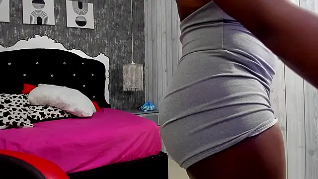 Snapshot of CloeThomm chatting on October 2025 03:36:01 AM CloeThomm online show from October 2025 03:36:01 AM